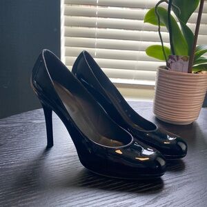 Stuart Weitzman Patent Leather Black Pumps